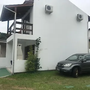 Casa de Férias Sobrado,armação -sul Da Ilha-floripa, Florianópolis