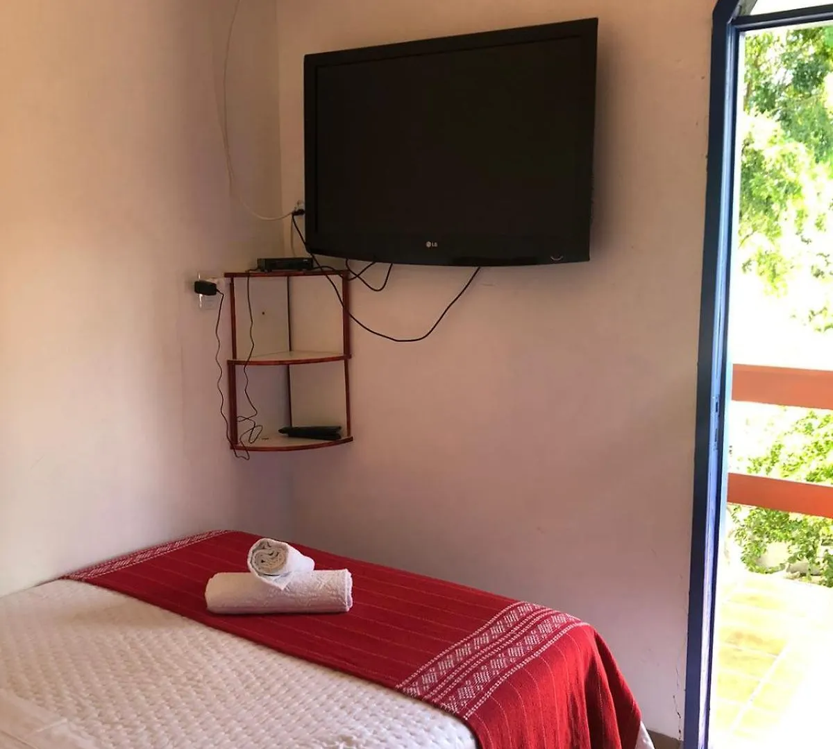 Hostel House Santinho Florianopolis Brazil